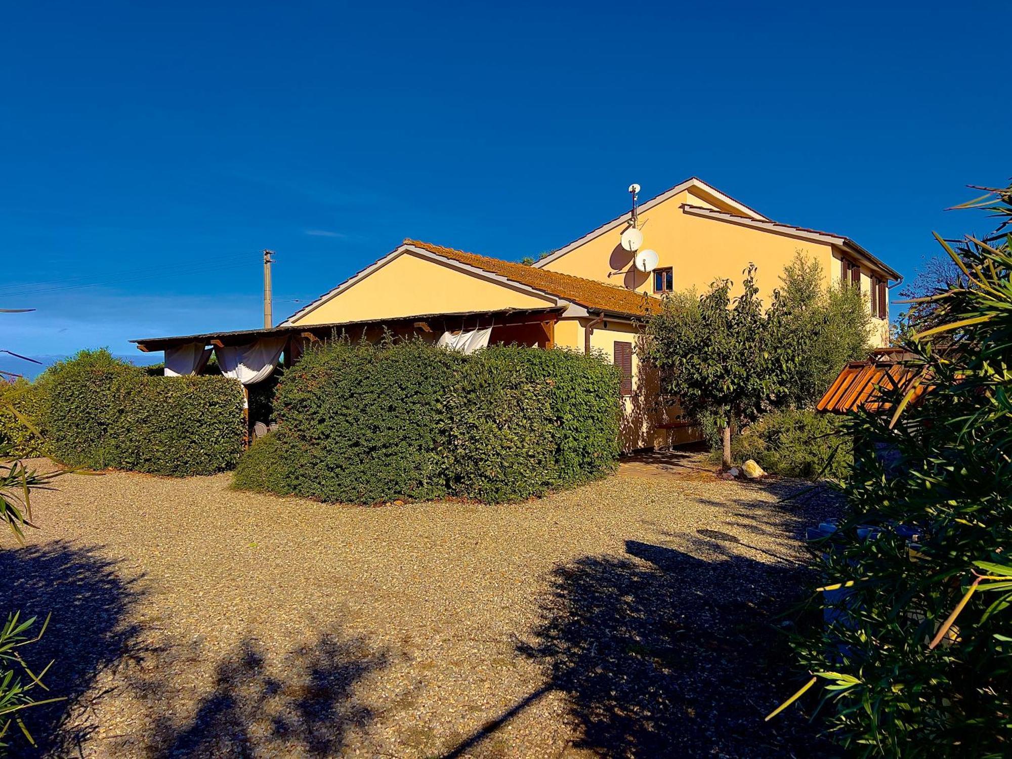 Carpine Agriturismo Bio In Maremma Alberese Exterior photo